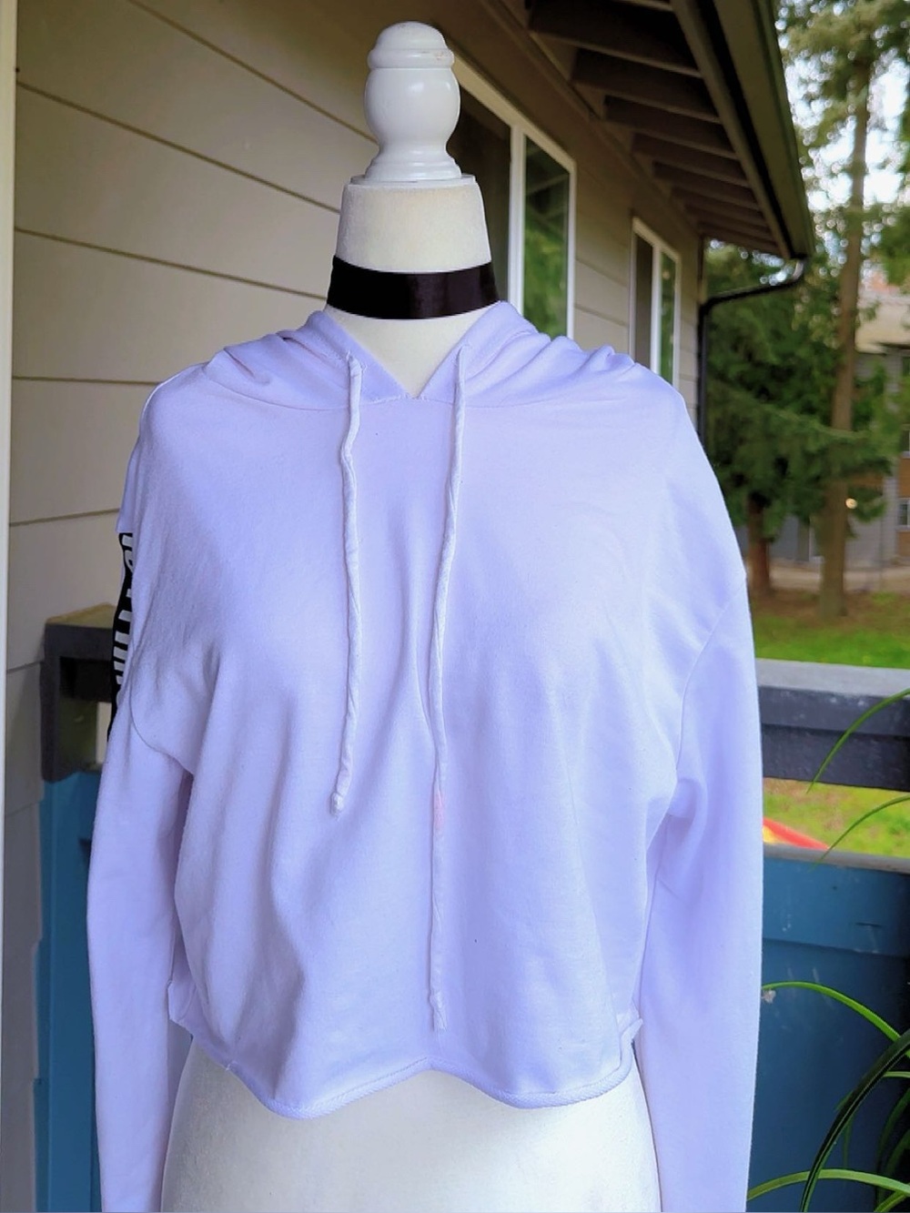 White Lightweight Hooded Long-Sleeve Shirt